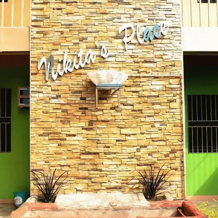Nikita's Place Hotel