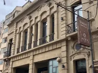 Azur Hotel & Spa Hotels near Jesuit Square