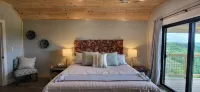 All New Firefly Cottage in the Woods Overlooking Red River Gorge Geological area - 3-Star