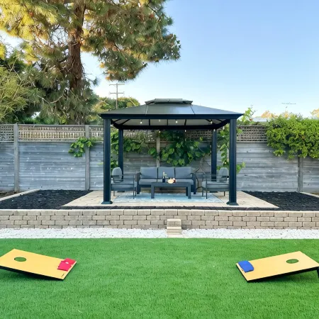 Mid-Century Modern Oasis in La Jolla Shores: Steps to Beach, Fun for Families!