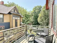 Downtown Oak Park/Fast WIFI/Free Parking/ Victorian Home/Sleeps 6 - 무료 와이파이