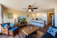 Newly Remodeled--2 Minute Walk to Charley Young Beach--Maui Vista #1216 - 2 stjerner