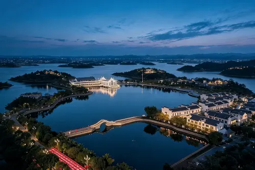 Guanghan Shuilinglong Lakeside Resort Hotel (Yijiaheba Scenic Area) - 4-نجوم