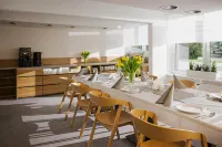 Hotel Zawisza - Parkering