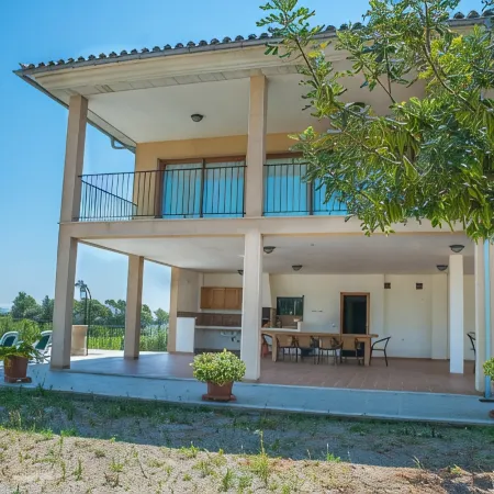 COUNTRY HOUSE NEW CONSTRUCTION, NEW EQUIPMENT, QUIET