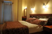 Antikhan Hotel - 2-Star