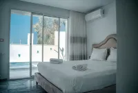 Sandra 14 - 4-Star