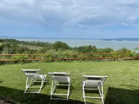 Villa Marghi, modern villa with infinity pool overlooking Lake Trasimeno - WiFi