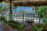 Caye Casa - 2 ดาว