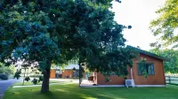 The Jolly Poacher Retreat Hotels in Spring Creek