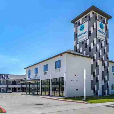 Clarion Pointe Port Arthur-Beaumont South Hotel Exterior