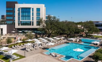 Drey Hotel