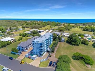 Koola Beach Apartments Bargara Hotels in Mon Repos
