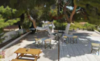 Pefkides Aegina Boutique Apartments Hotels in Agia Marina