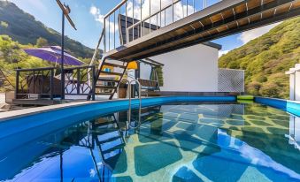Hadong Cloud Hill Pension