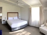 Hunter Valley Resort, Hunter Farm Adventure Centre & 4 Pines at The Farm Hotels in Pokolbin