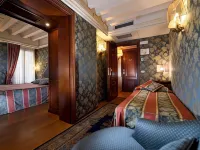 Royal San Marco Hotel Hotels near A Plus A Gallery
