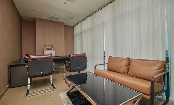 Golden Hotel and Suites - Housity