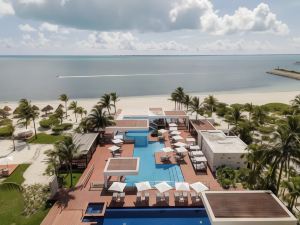 La Amada Residences Luxury