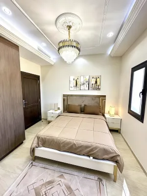 Lovely 3 Bedrooms Fully Equipped with Central AC Hotels in 