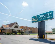 Quality Inn & Suites Near I-480 and I-29