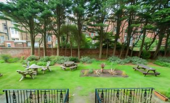 OYO Langford Hotel - Housity