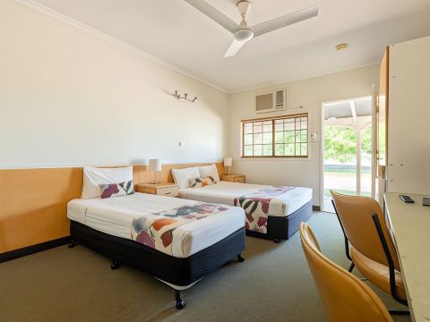 Landsborough Lodge Motel