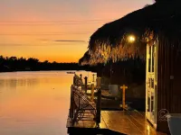 Chantara Resort & Restaurant Hotels in Phunphin