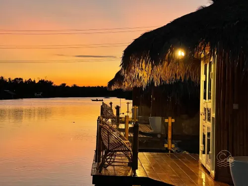 Chantara Resort & Restaurant Hotels in Ban Na Doem