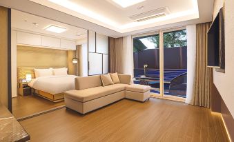 Sokcho Marina Bay Hotel
