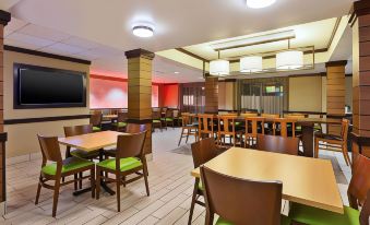 Fairfield Inn & Suites Columbus East