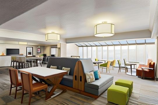 1. 햄프턴 인 포틀..