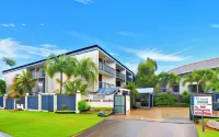 Cairns Holiday Lodge