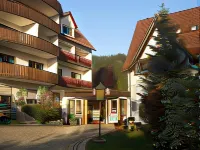 Landidyll Hotel Zum Alten Schloss Hotel di Weigendorf