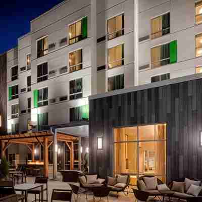 コートヤード・アトランタ・ バイニングス/ガレリア Hotel Exterior