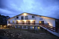Alpine Resort Motel - Bãi đậu xe