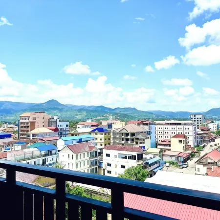 Twin Hotel Kampot