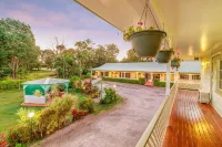 Yungaburra Park Motel Hotel di Atherton