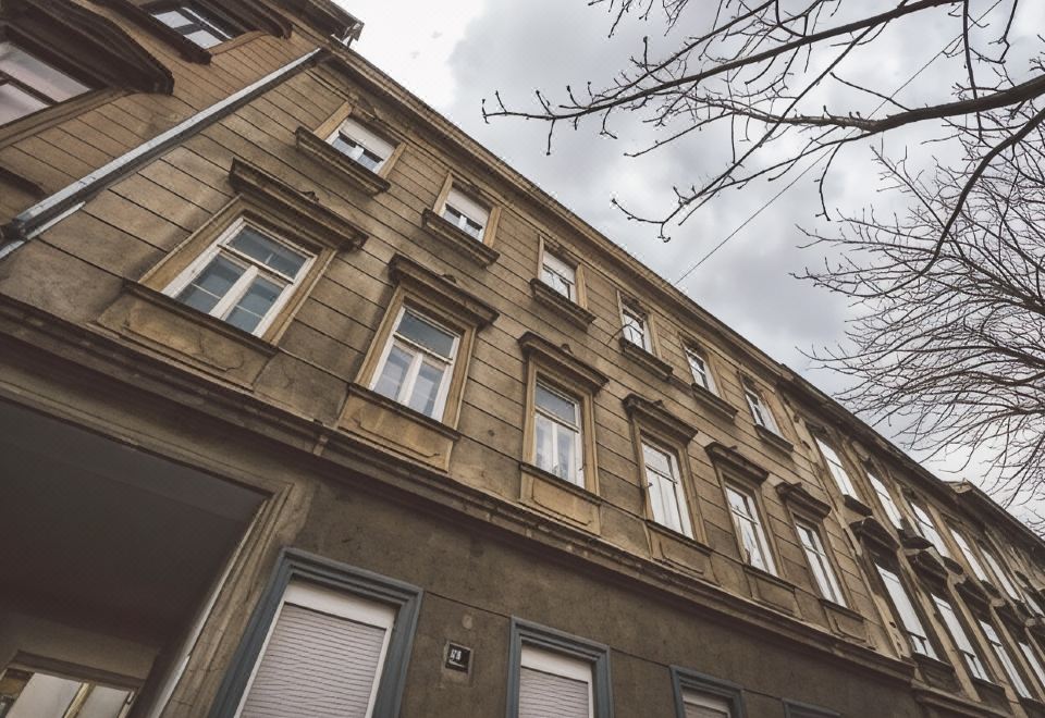 티아 아파트먼트 & 룸