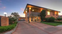 Cousins Motor Inn Các khách sạn ở Inverell
