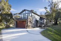 Oaks Lake Crackenback Resort