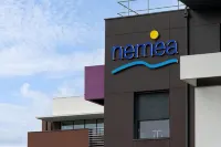 Nemea Appart Hotel Stadium Bordeaux aéroport Hotels near Le parc canin du Burck