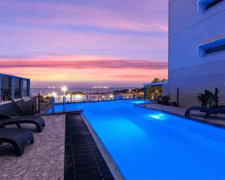 ラマダ スイーツ バイ ウィンダム ゼン クォーター ダーウィン ダーウィンのホテル