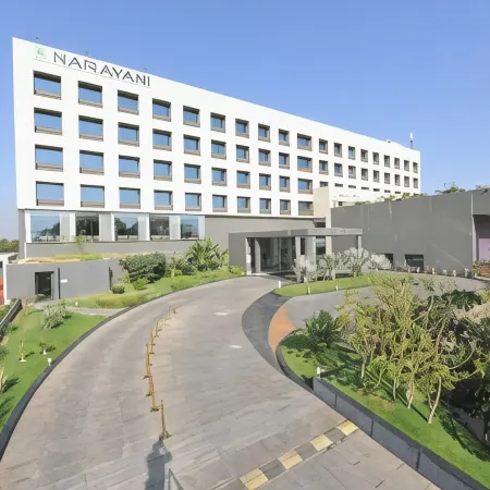 Narayani Heights Hotel & Resort