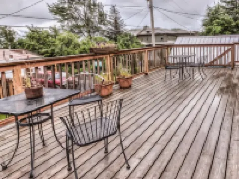 Sea Treasures Inn Hotels in Seward