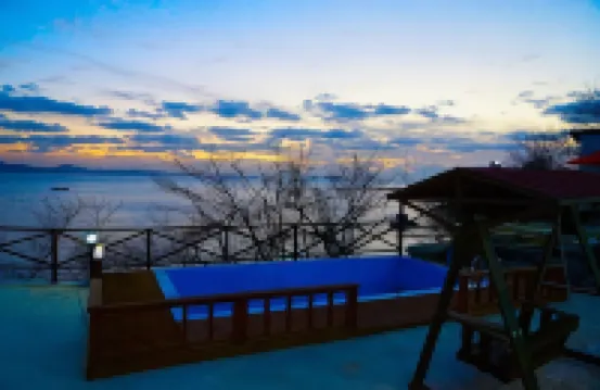 Byeonsanbando Badajeonmangdae Pension