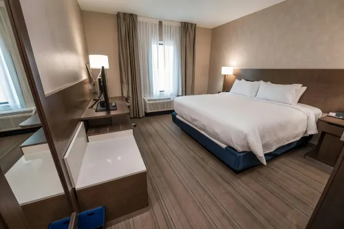 Fairfield Inn & Suites Huntsville Hotels in Huntsville