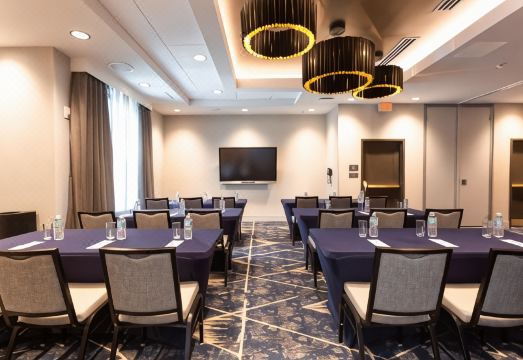 3. 레지던스 인 바..