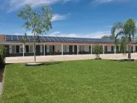 鳳凰自流溫泉度假村和住宿