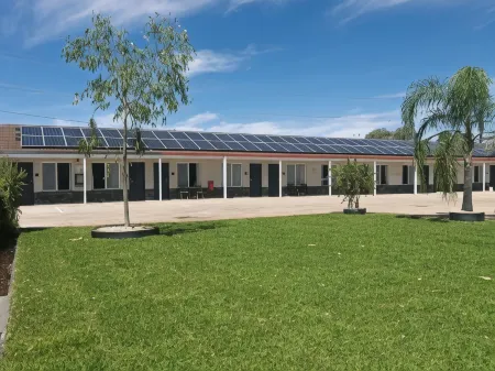 The Phoenix Artesian Spa Resort and Accommodation